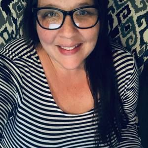 Meet your Posher, Joanie